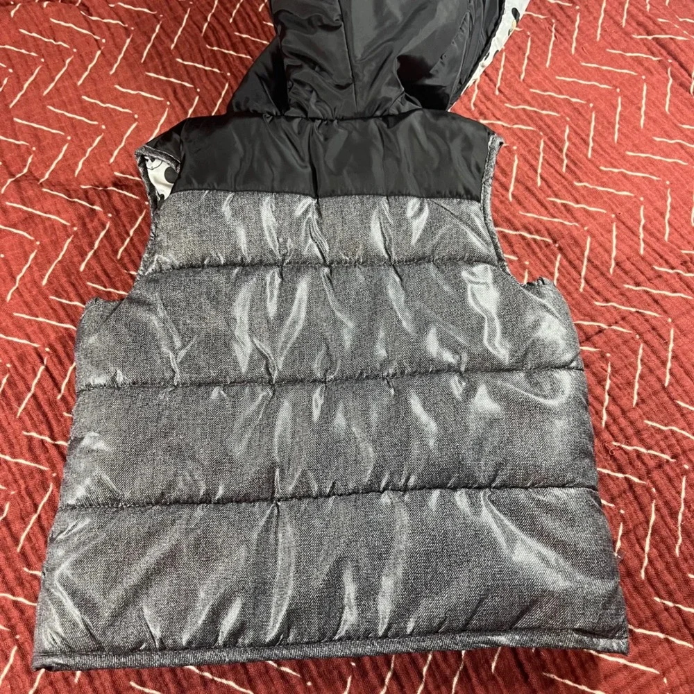 Kids Disney Mickey Mouse Puffer Vest Hooded Ears Sparkle Gray‎ Size 3T